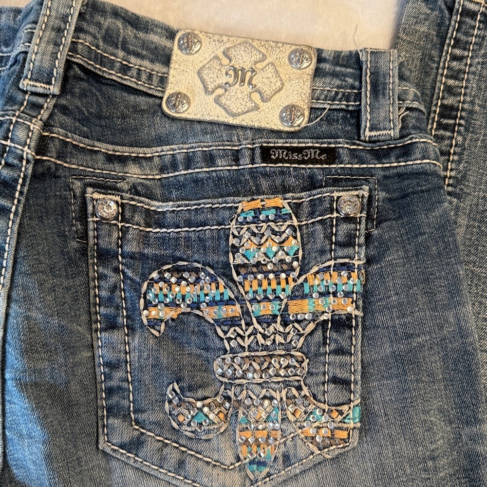 Signature Light Blue Women's Boot Cut Jeans